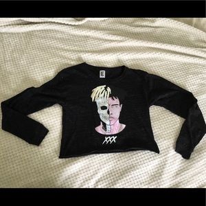 Long sleeve T-shirt by LE size M NWOT